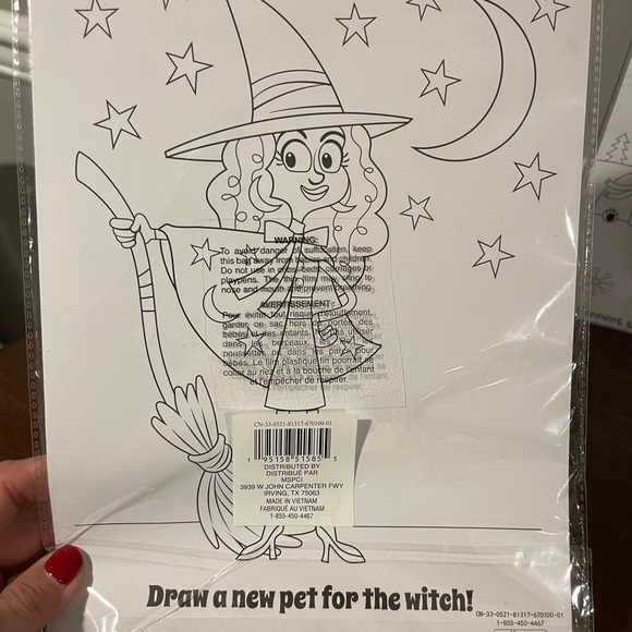 2 Packs of 30 Sheets Each Activity Sheets - Holiday and Halloween Set - NWT - Picture 5 of 7